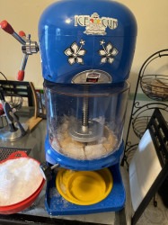 Ice Cub Shaved Ice Machine