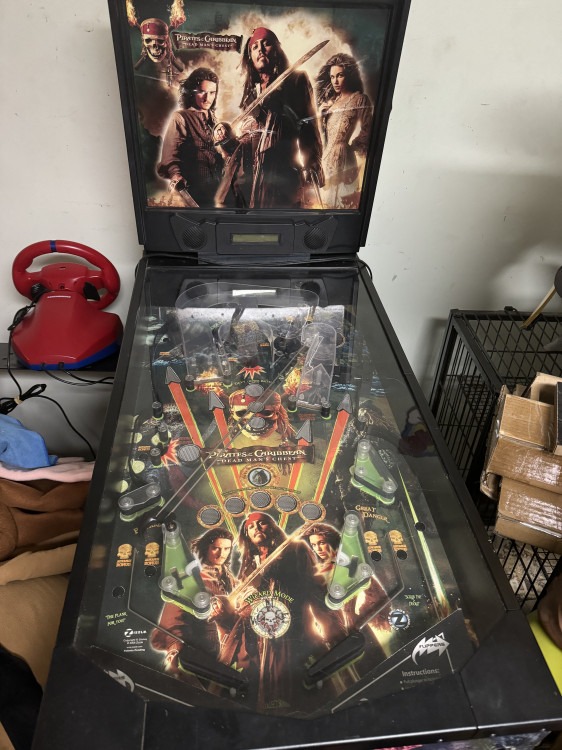 pirates of the caribben  pinball